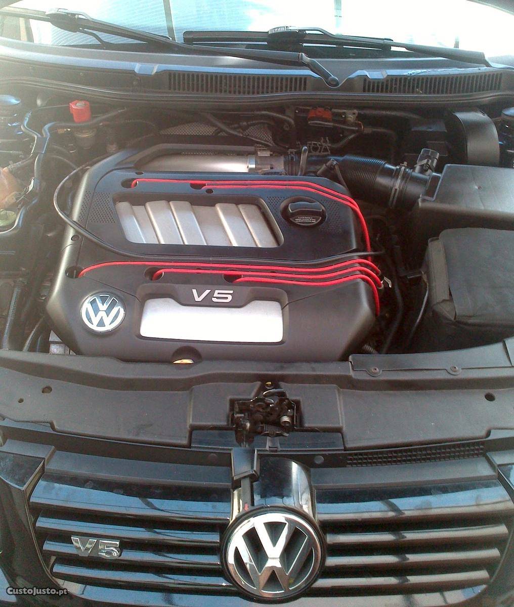 VW Bora V5 Junho/01 - à venda - Ligeiros Passageiros, Porto