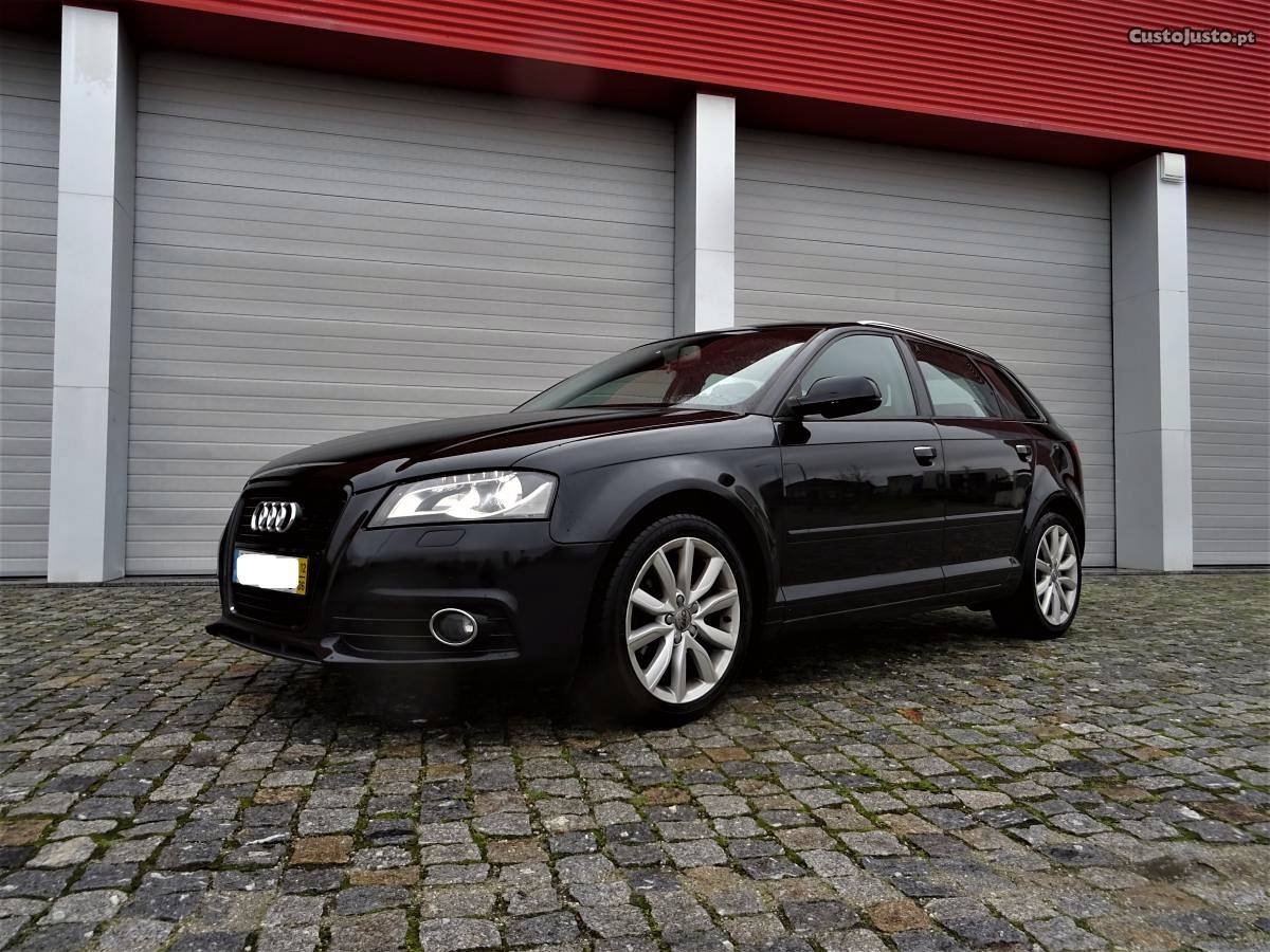 Audi A3 1.6 Tdi Sportback Junho/12 - à venda - Ligeiros