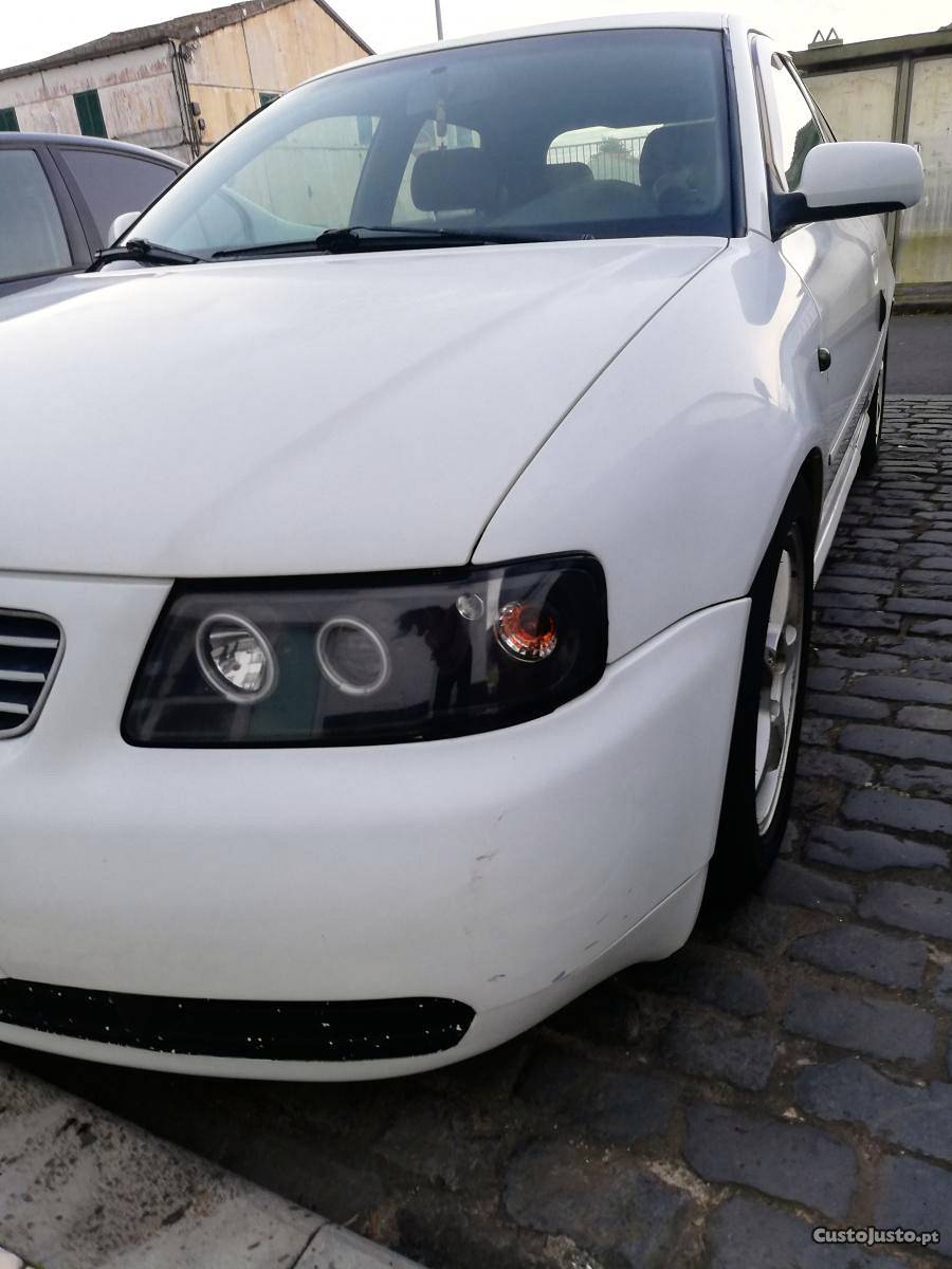 Audi A3 8l Dezembro/98 - à venda - Ligeiros Passageiros,