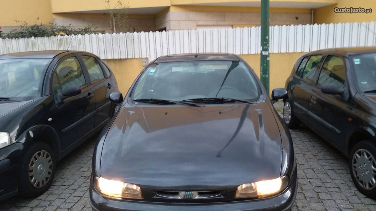 Fiat Brava Seden Junho/01 - à venda - Ligeiros Passageiros,