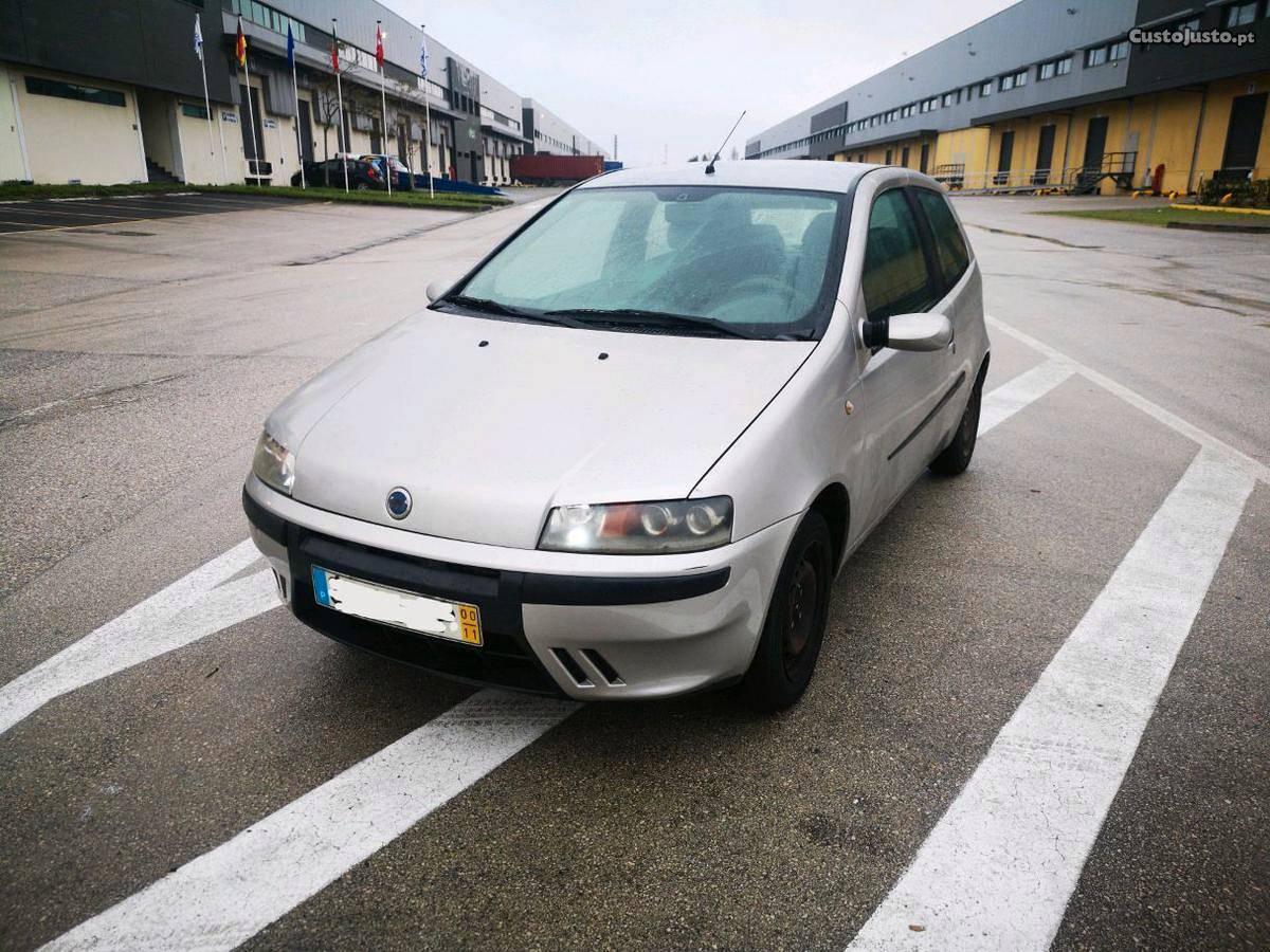 Fiat Punto 1.2 Novembro/00 - à venda - Ligeiros