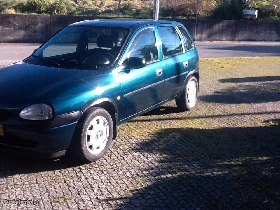 Opel Corsa 1.5 TD Janeiro/98 - à venda - Ligeiros