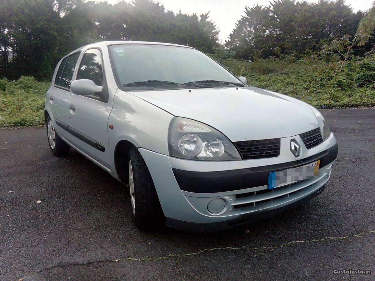 Renault Clio 1.2 de 16v Janeiro/02 - à venda - Ligeiros