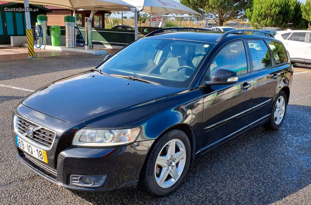 Volvo V D 110 cv Janeiro/10 - à venda - Ligeiros