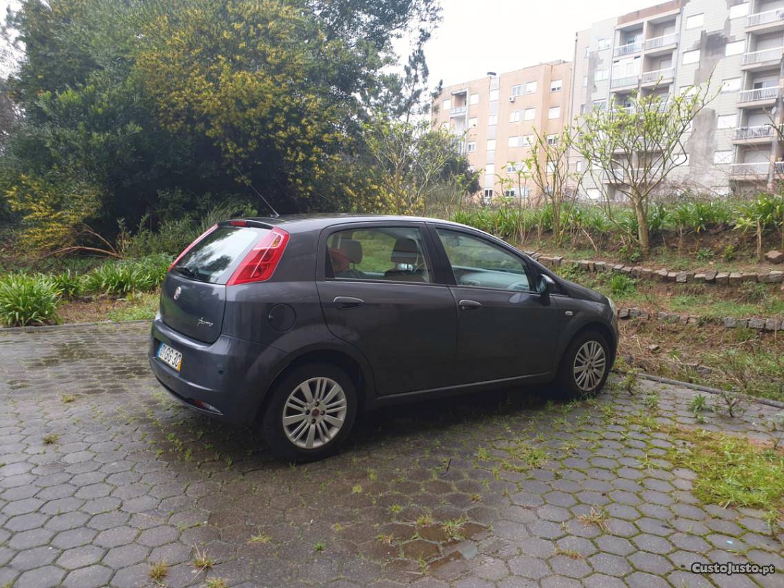 Fiat Grande Punto Gp Julho/08 - à venda - Ligeiros