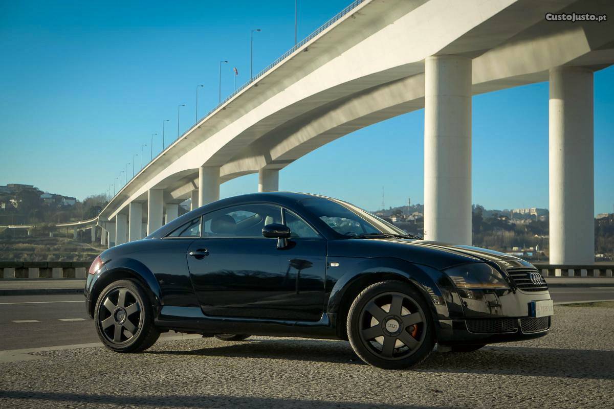 Audi TT Coupé 1.8 T 180cv Julho/99 - à venda -