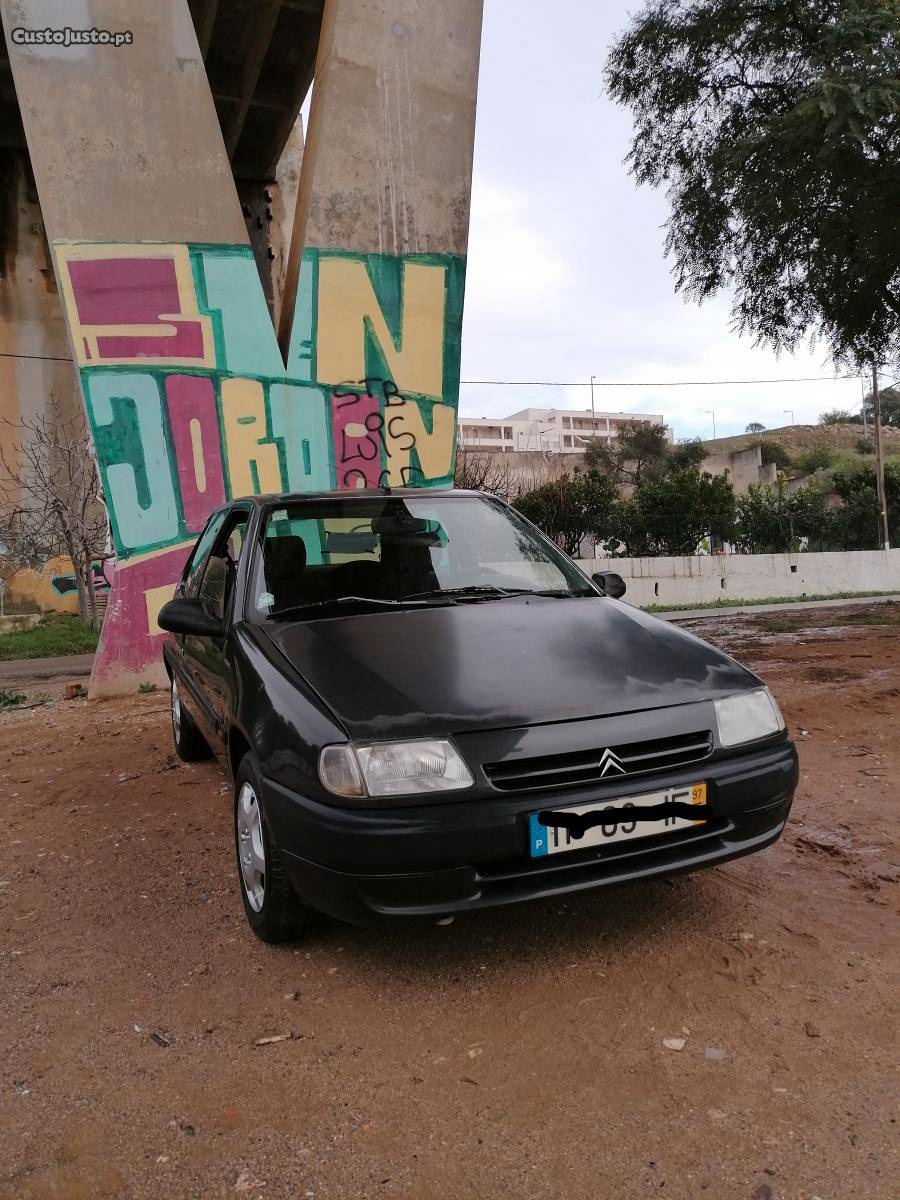 Citroën Saxo 1,1 Abril/97 - à venda - Ligeiros