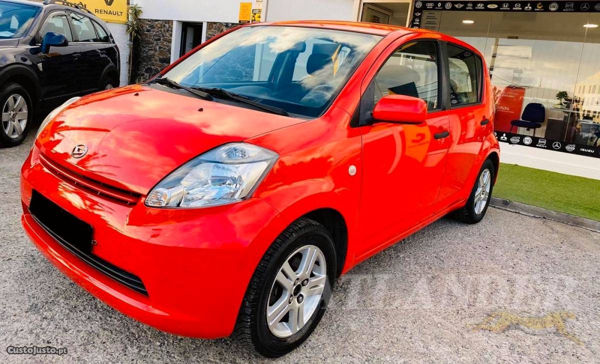 Daihatsu Sirion 1.0 Carro compacto Março/07 - à venda -