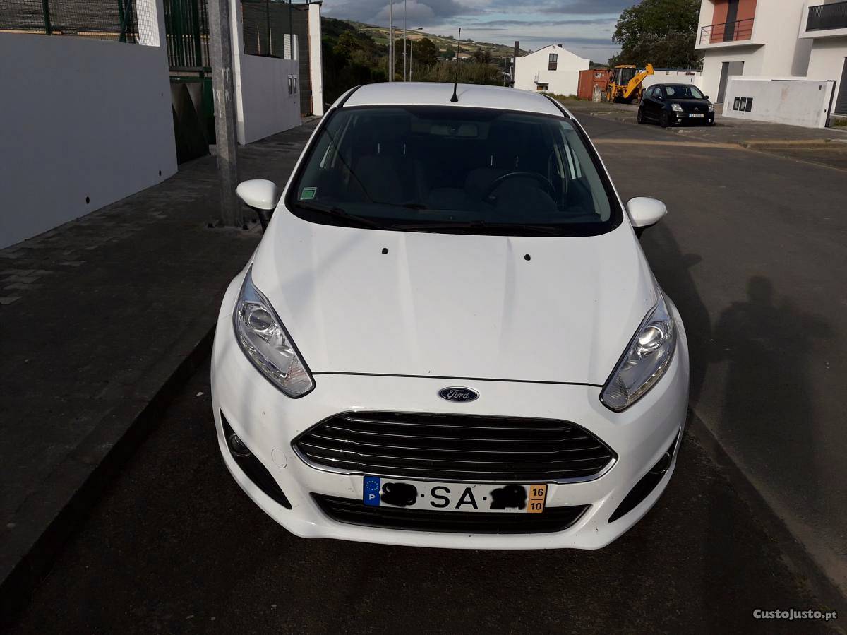 Ford Fiesta 1.5 tdci Titanium Outubro/16 - à venda -