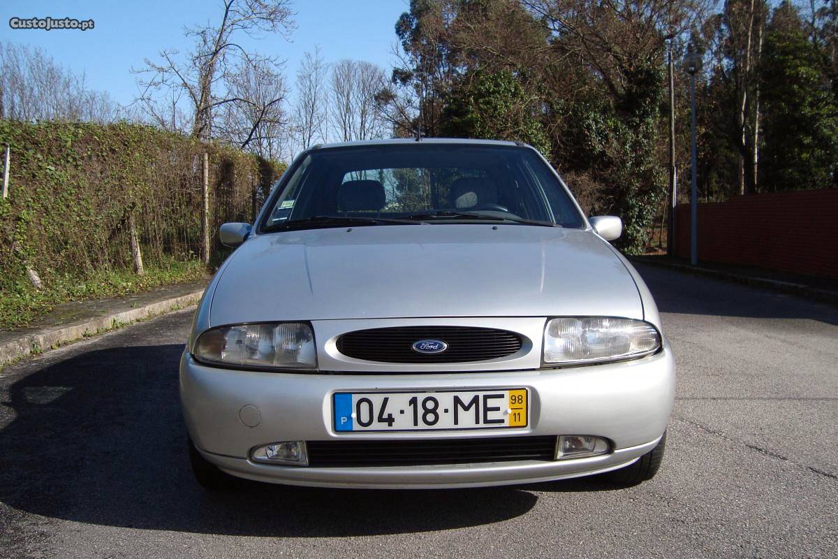Ford Fiesta Tecno Novembro/98 - à venda - Ligeiros