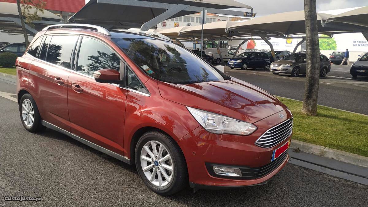 Ford Grand C-Max Titanium Fevereiro/16 - à venda -