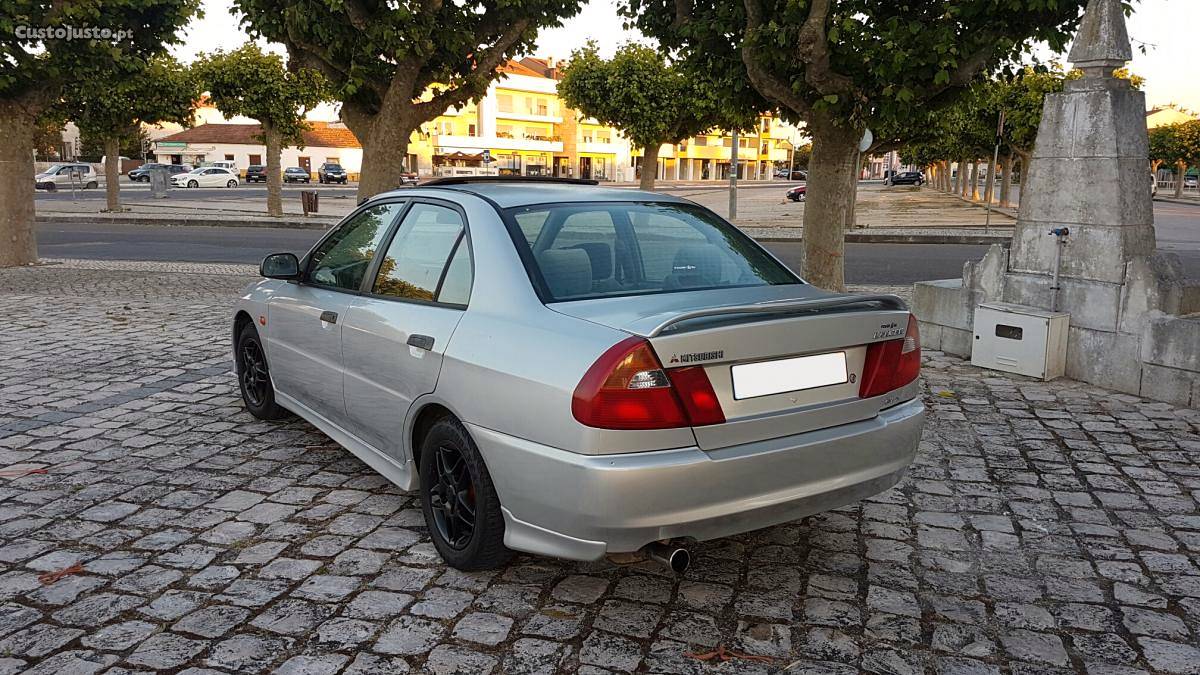 Mitsubishi Lancer Edição limitada A-C Agosto/98 - à venda