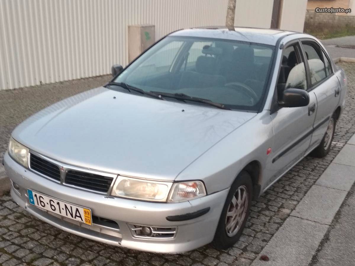 Mitsubishi Lancer v 75 cv pack 3 Março/99 - à venda