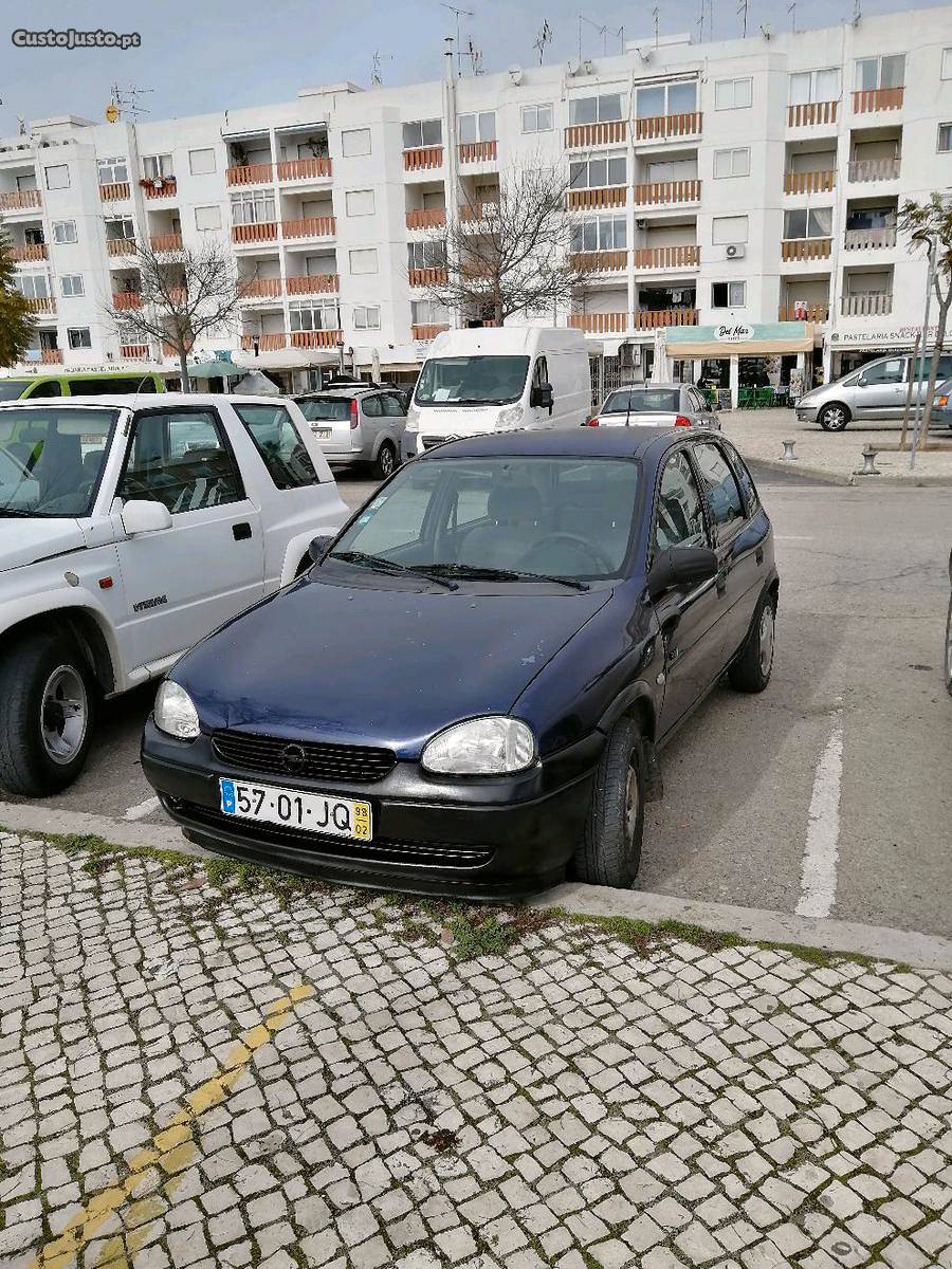 Opel Corsa 1.2 Fevereiro/98 - à venda - Ligeiros