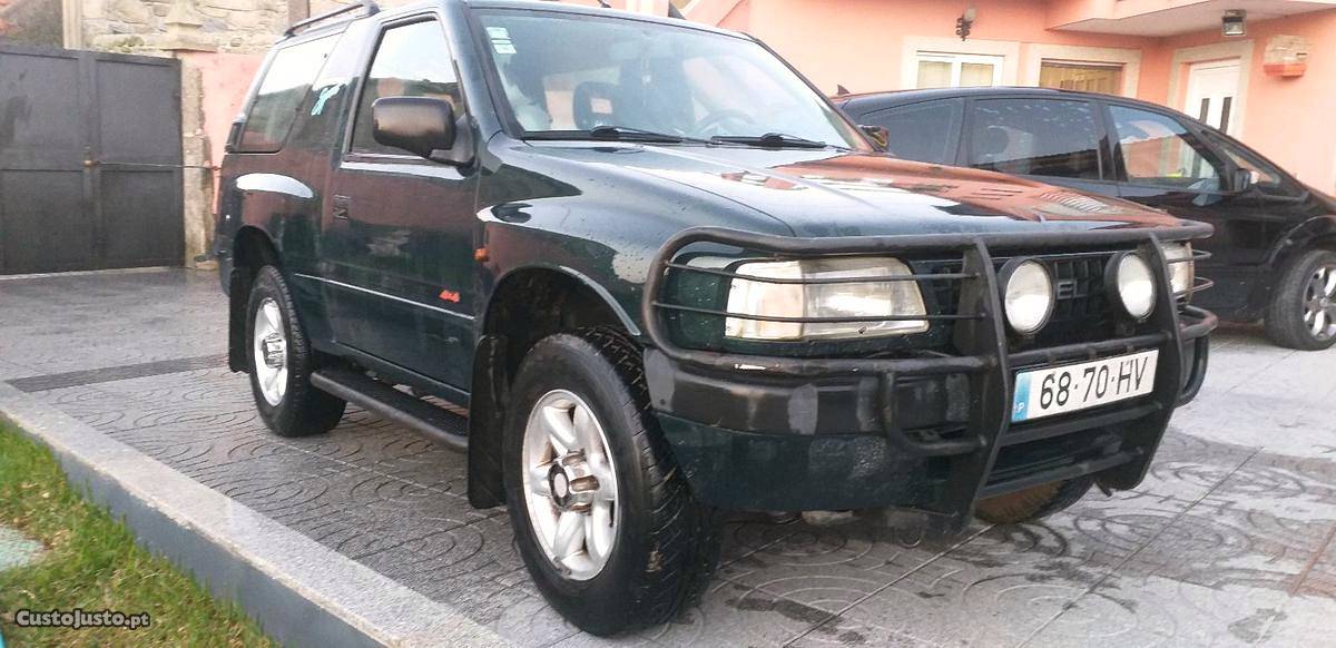 Opel Frontera 2.5 TDS 4x4 Sport Janeiro/97 - à venda -