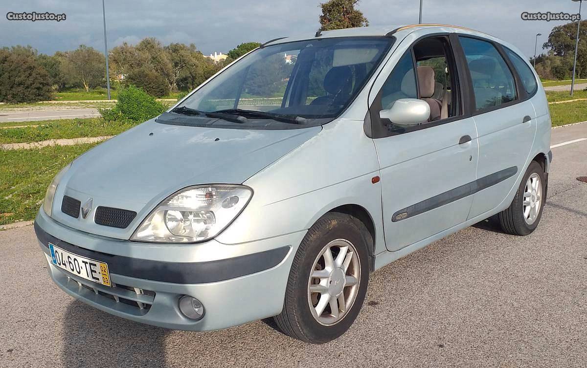 Renault Scénic 1.4i,16v,5-portas Março/02 - à venda -