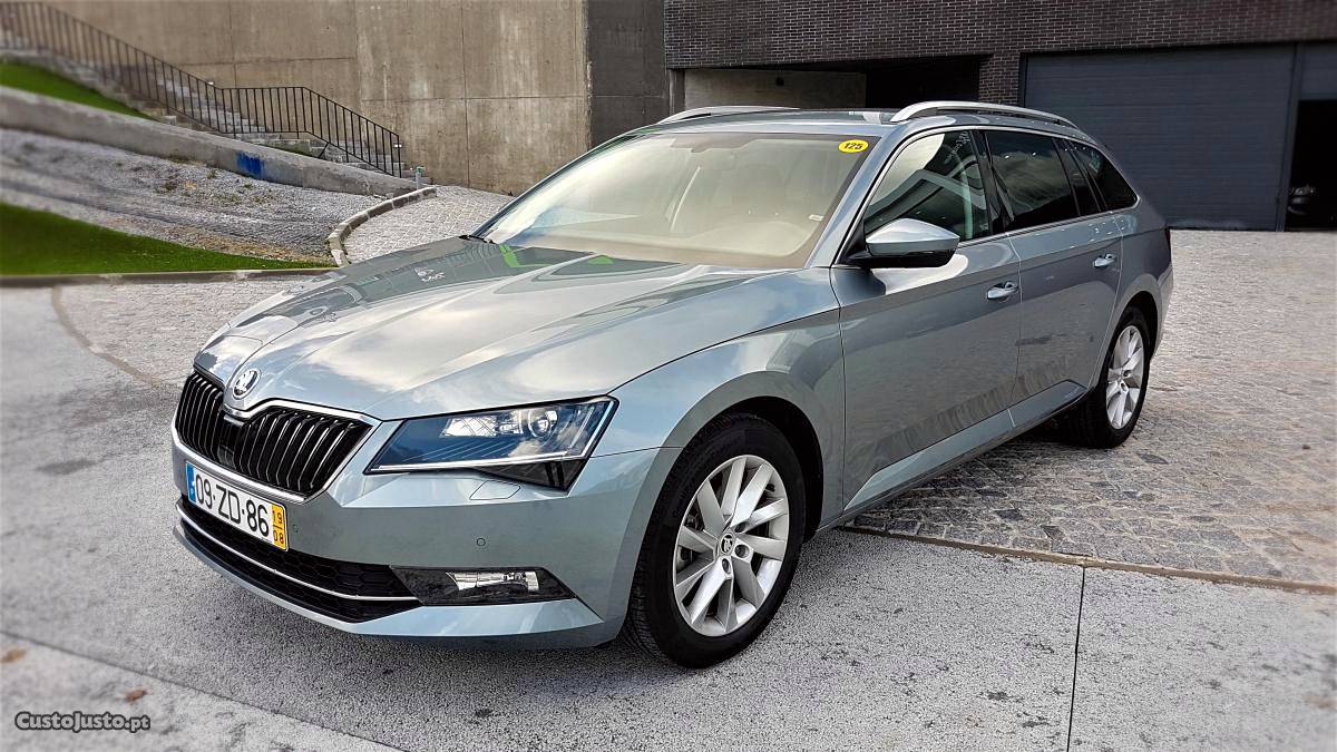 Skoda Superb Break 2.0 TDI Style Agosto/19 - à venda -