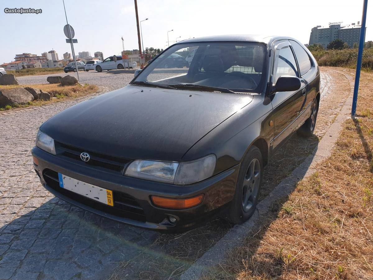 Toyota Corolla 2.0d Starvan Dezembro/94 - à venda -