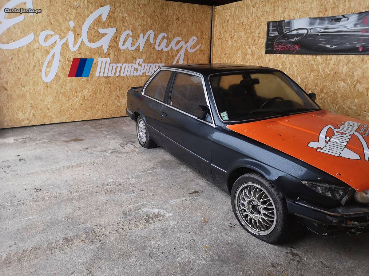 BMW  Portas Outubro/84 - à venda - Ligeiros