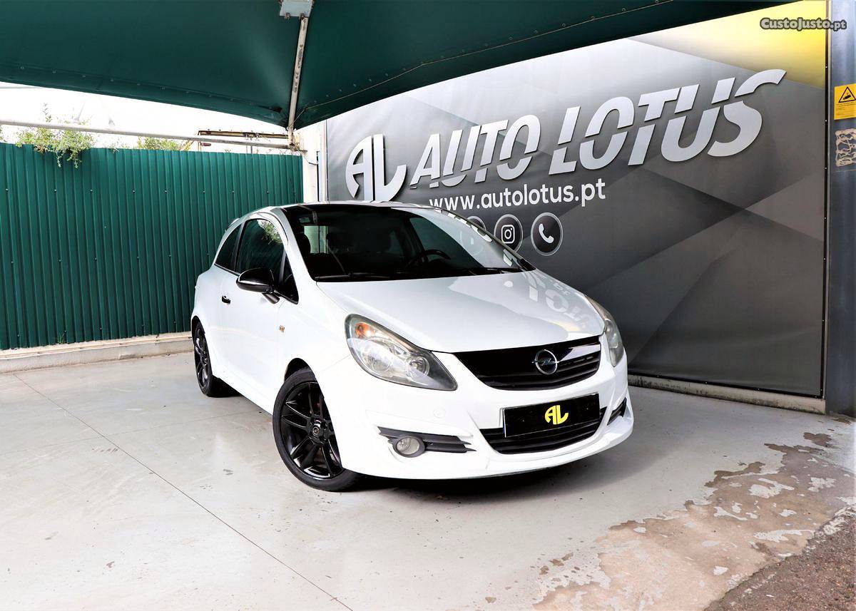 Opel Corsa 1.3 CDTI BLACK EDITI Dezembro/10 - à venda -