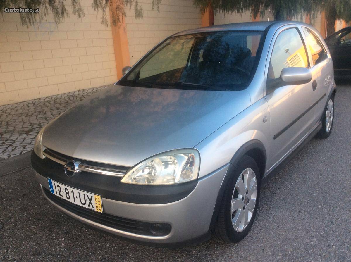 Opel Corsa  NJOY ac Abril/03 - à venda - Ligeiros