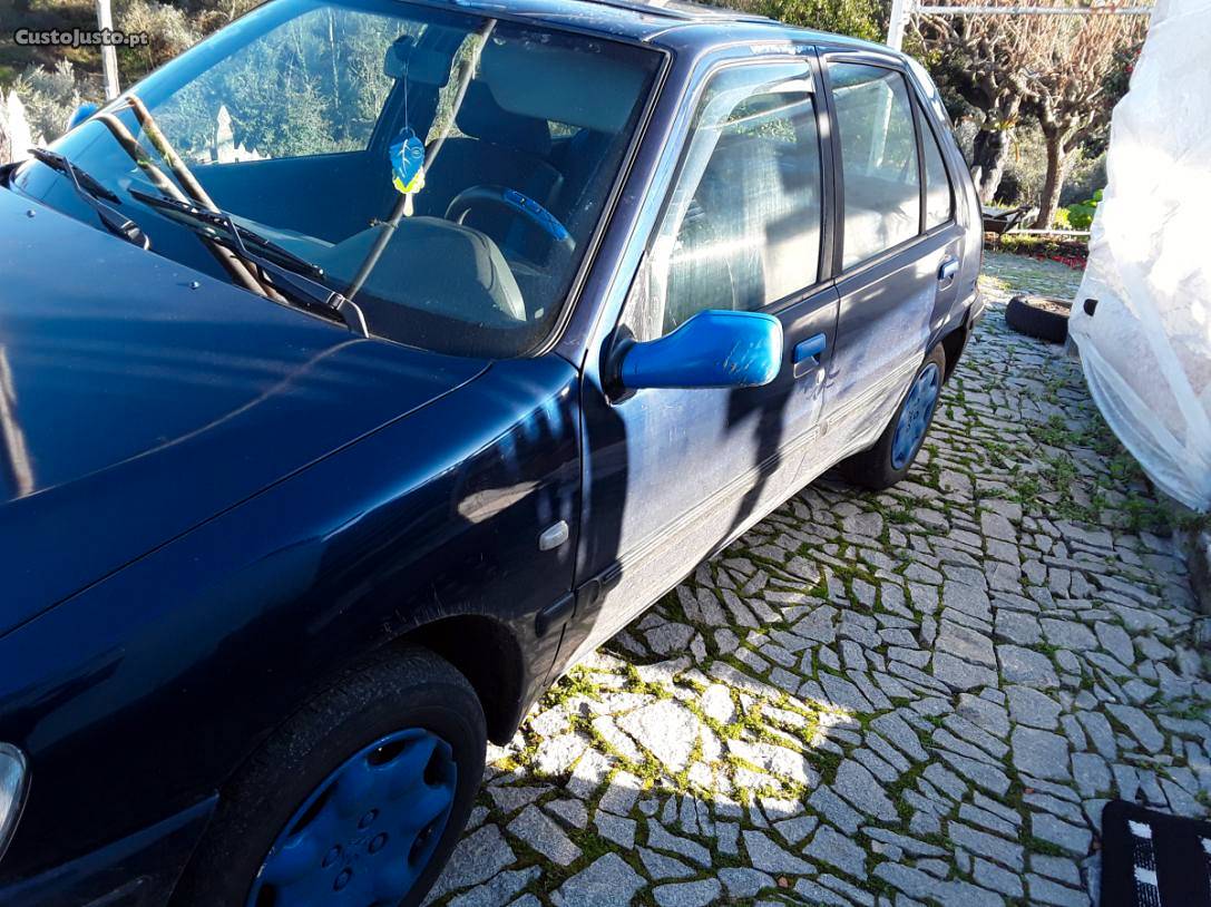 Peugeot 106 Ligeiro passajeiros Março/99 - à venda -