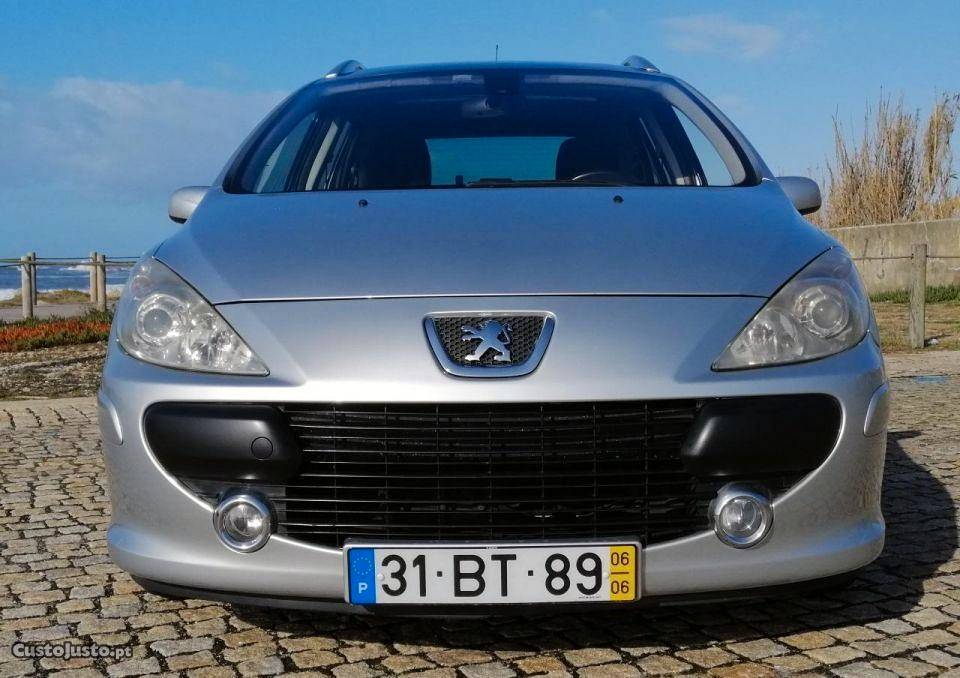 Peugeot  HDi Sport Junho/06 - à venda - Monovolume /