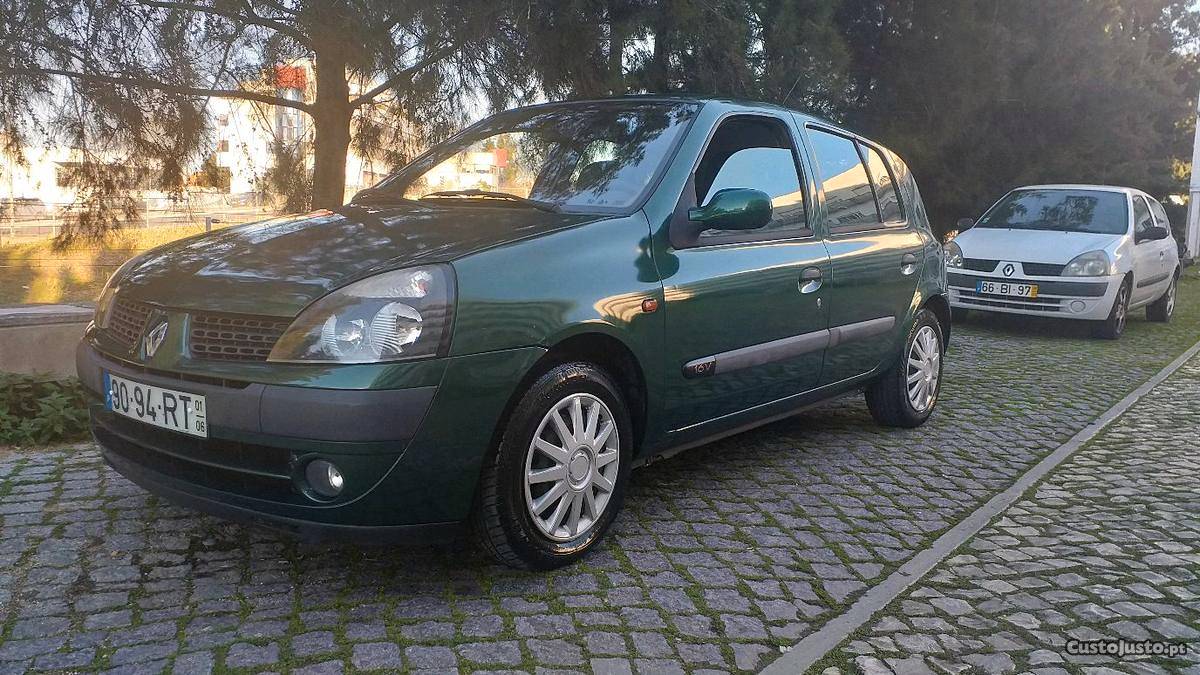 Renault Clio clio.v 5 portas Setembro/01 - à venda -