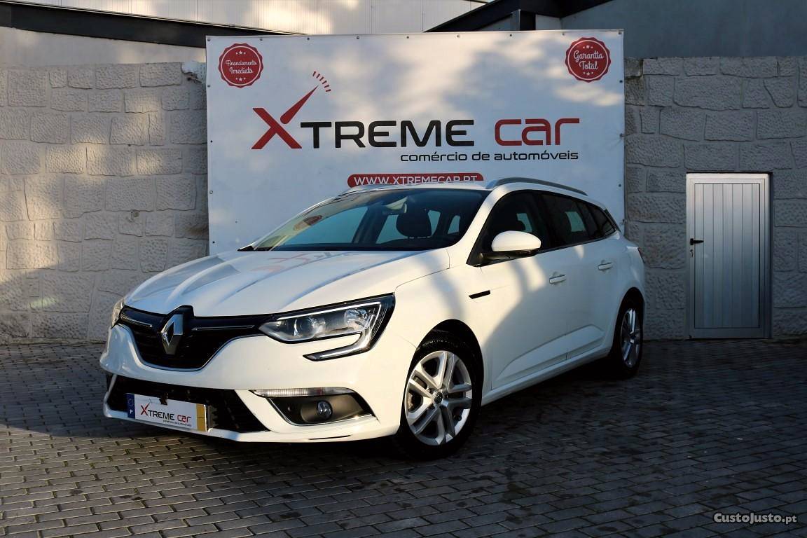 Renault Mégane Break 1.5 DCi 110 cv Setembro/17 - à venda