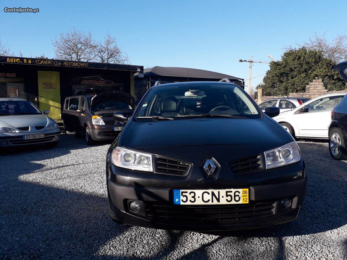 Renault Mégane em pele ESTIMADA Dezembro/07 - à venda -
