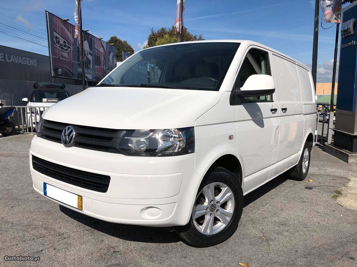 VW Transporter 2.0TDi T5 A/C Setembro/13 - à venda -