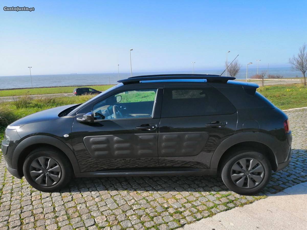 Citroën C4 Cactus 1.6 hdi pele Fevereiro/15 - à venda -