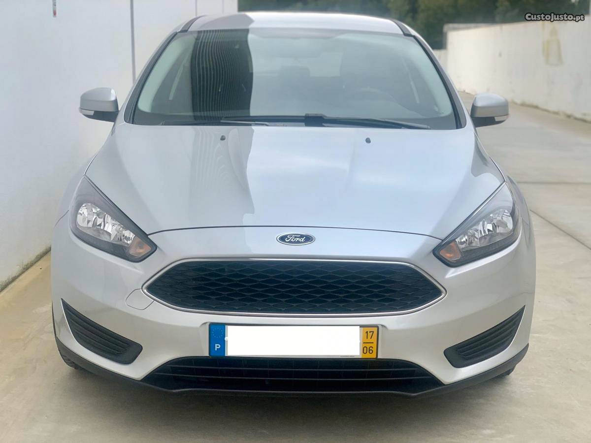 Ford Focus 1.5 TDCI SW GPS Junho/17 - à venda - Ligeiros