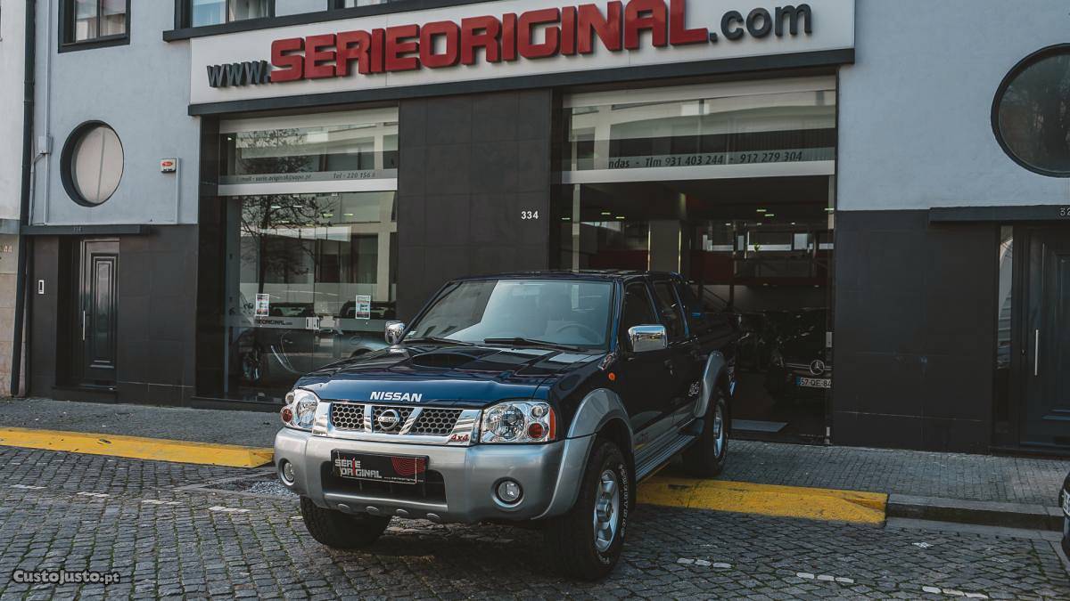 Nissan Navara 2.5tdi Extreme Outubro/04 - à venda -