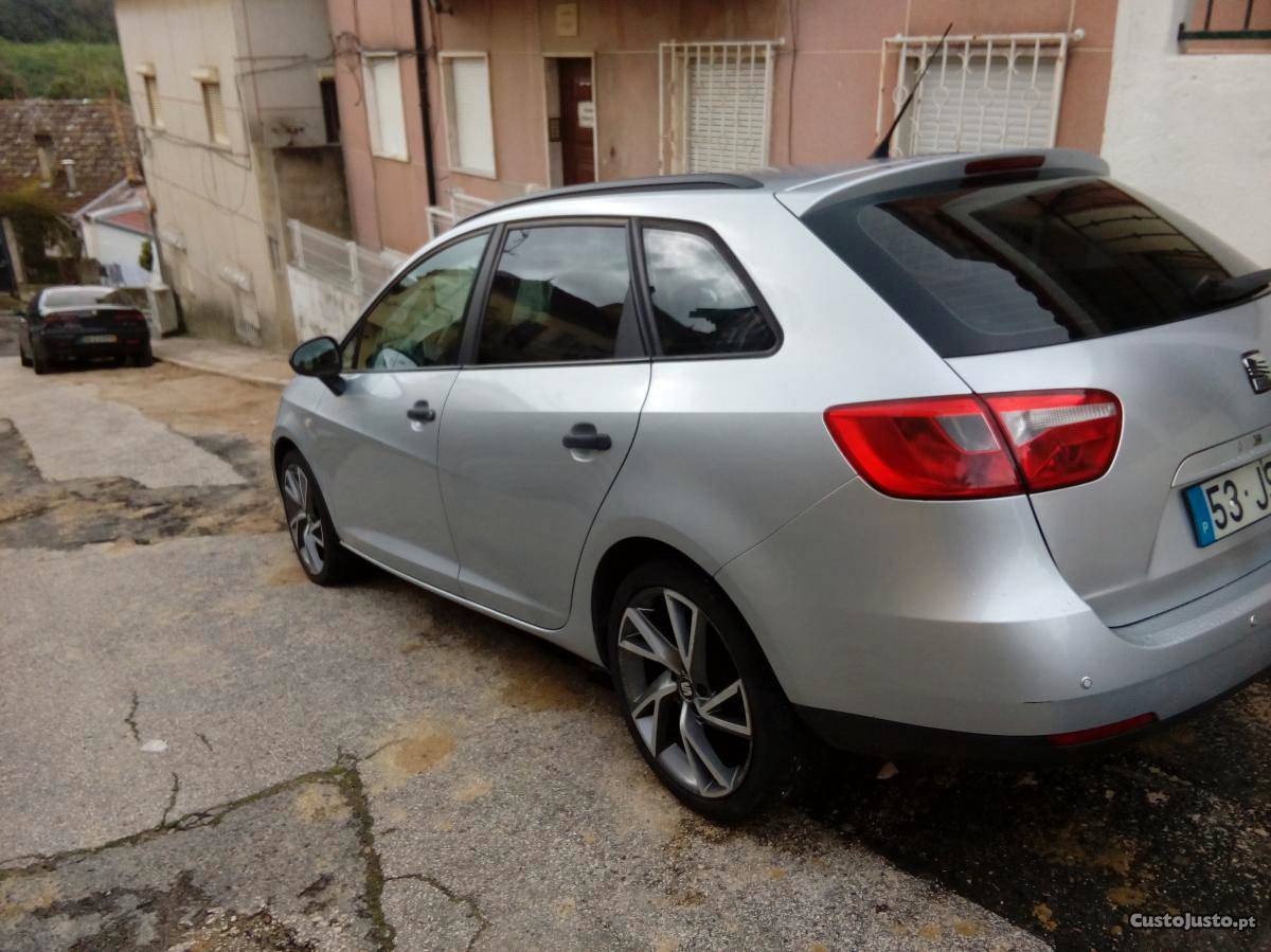 Seat Ibiza St Setembro/10 - à venda - Ligeiros Passageiros,