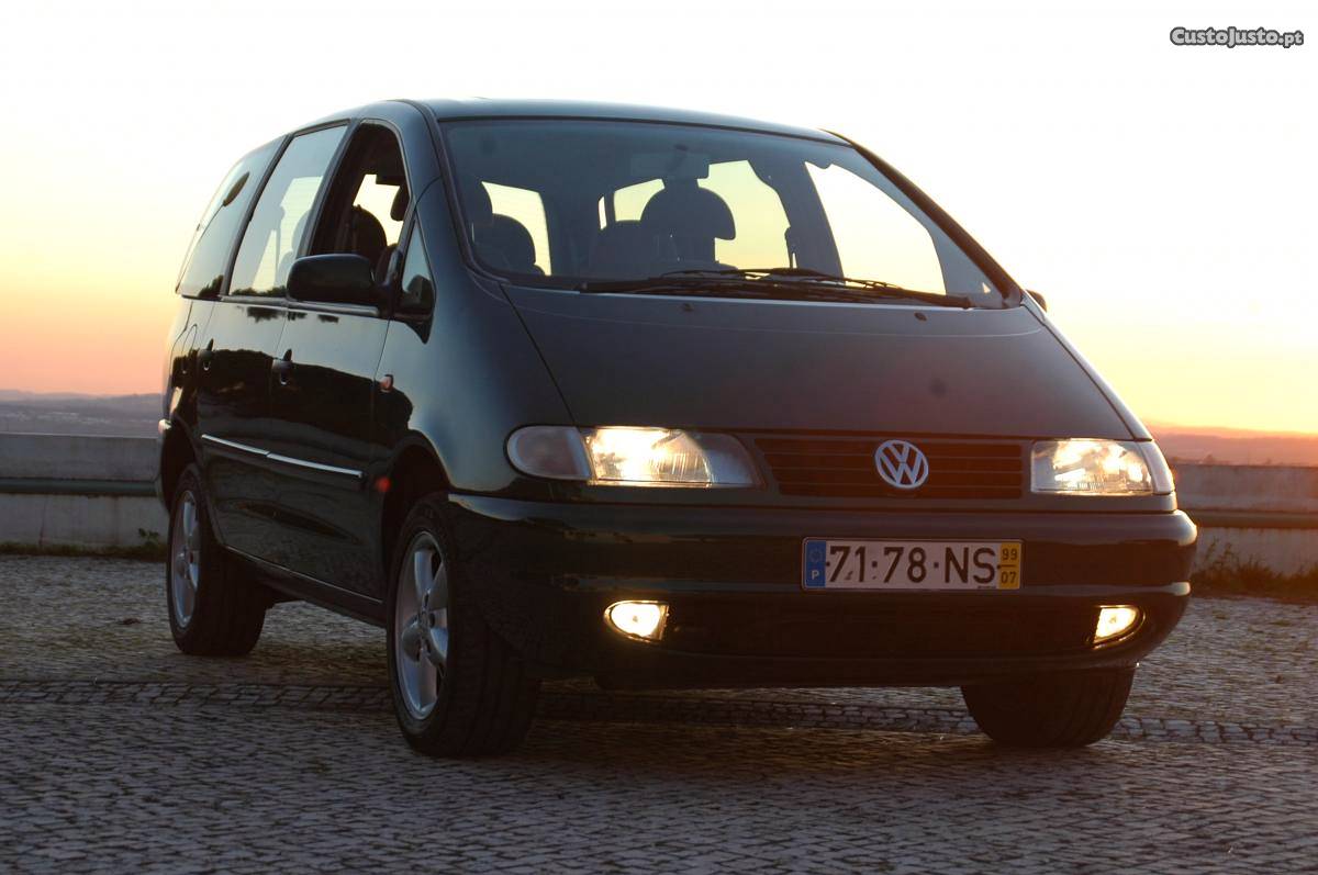 VW Sharan Highline cv Julho/99 - à venda -
