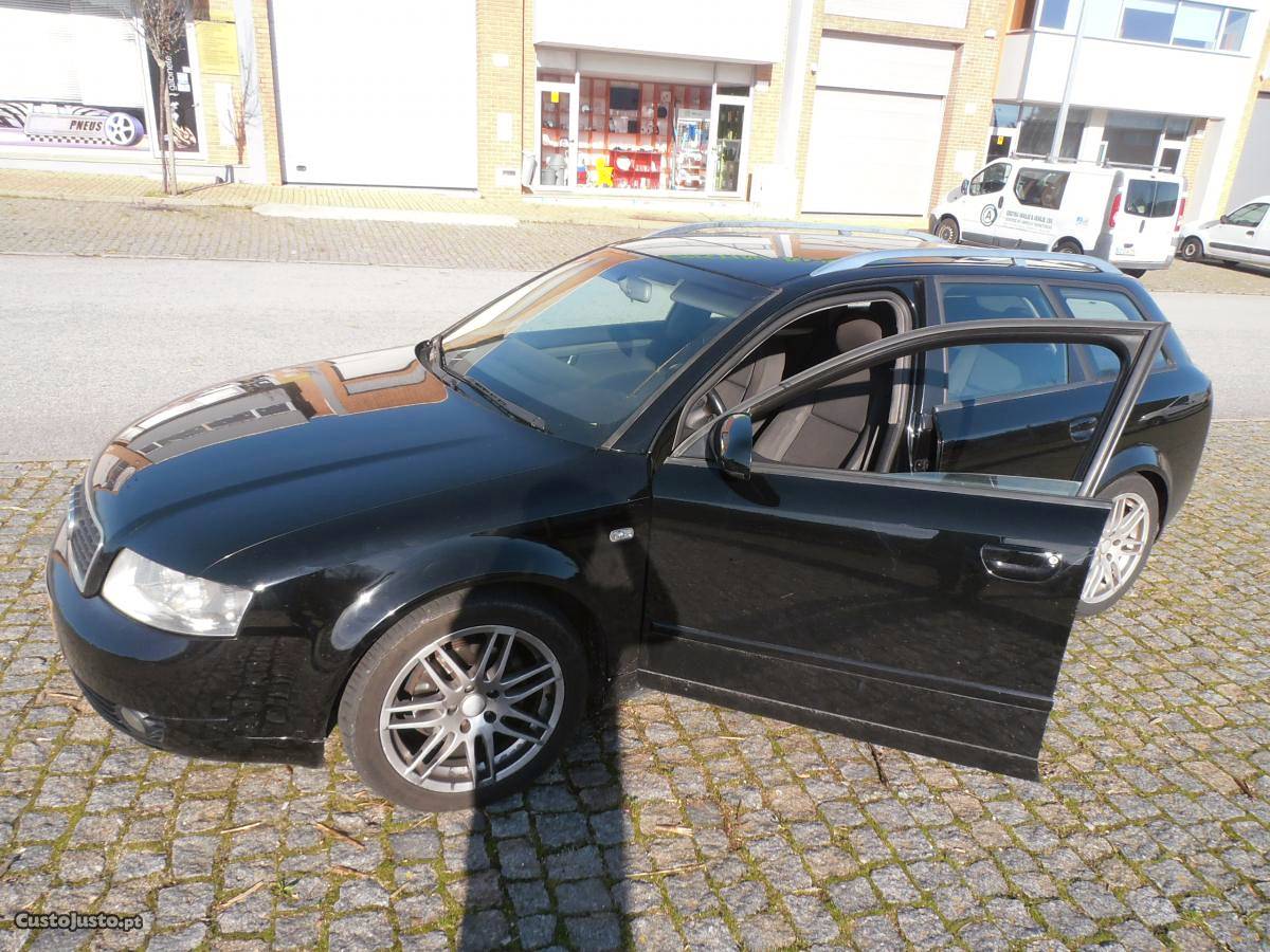Audi A4 audi Acv  Setembro/04 - à venda - Ligeiros