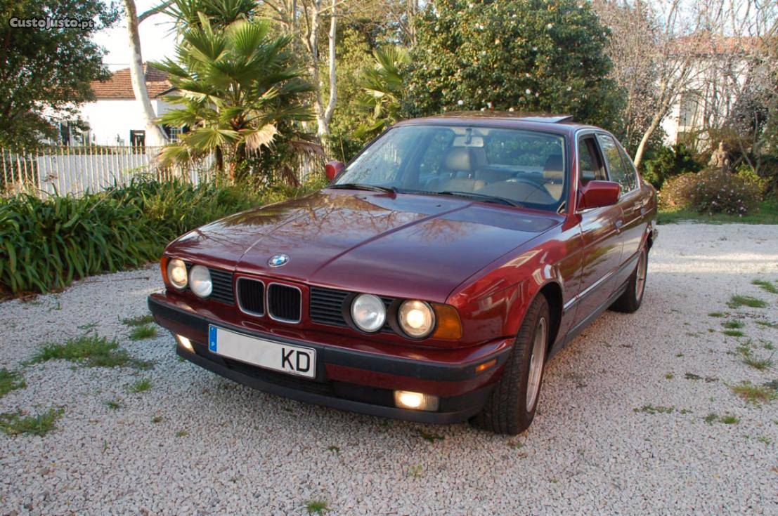 BMW 525 iA Novembro/91 - à venda - Ligeiros Passageiros,
