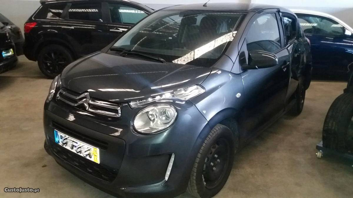 Citroën C1 Salvado Novembro/15 - à venda - Ligeiros