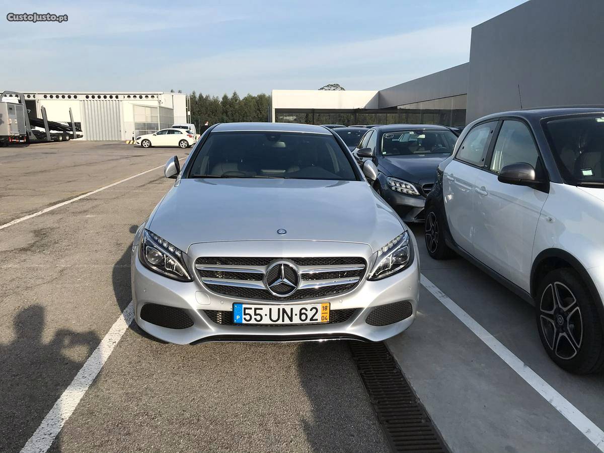 Mercedes-Benz C 220 Avangard Maio/18 - à venda - Ligeiros