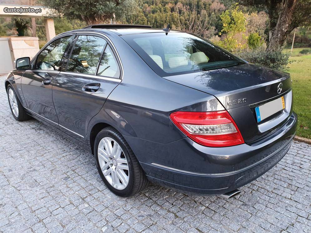 Mercedes-Benz C 320 CDI 224cv Avantgarde Outubro/07 - à