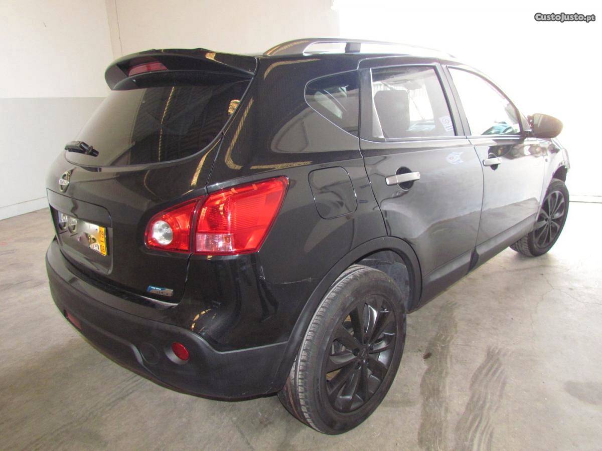 Nissan Qashqai 1.5 dci salvado Maio/09 - à venda - Ligeiros