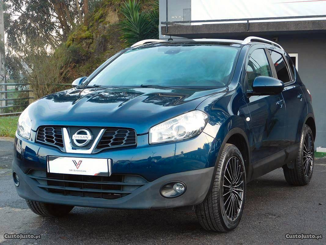 Nissan Qashqai 1.6 Tekna GPL Dezembro/10 - à venda -