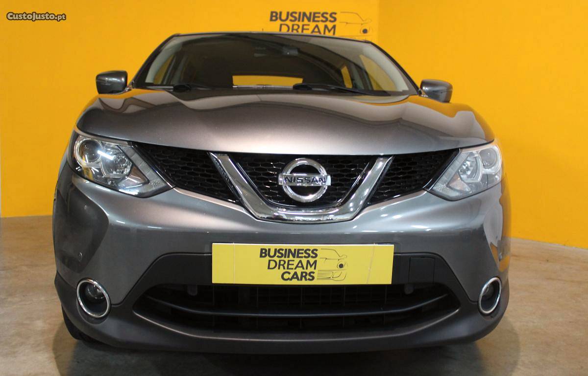 Nissan Qashqai dci business edition Junho/15 - à venda -