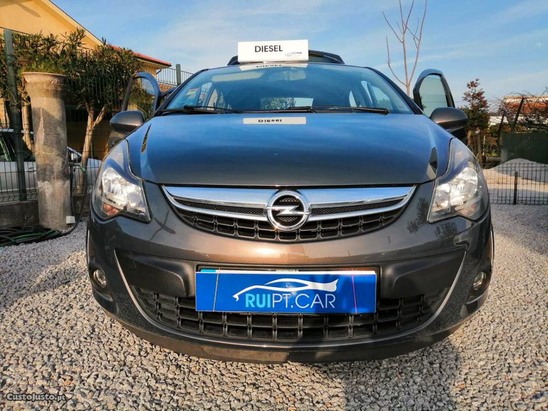 Opel Corsa 1.3 cdti ecoflex Setembro/13 - à venda -