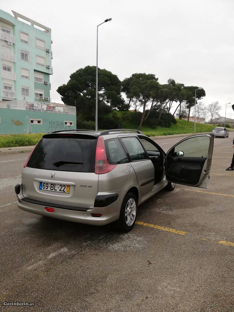 Peugeot HDI ano  Março/06 - à venda - Ligeiros