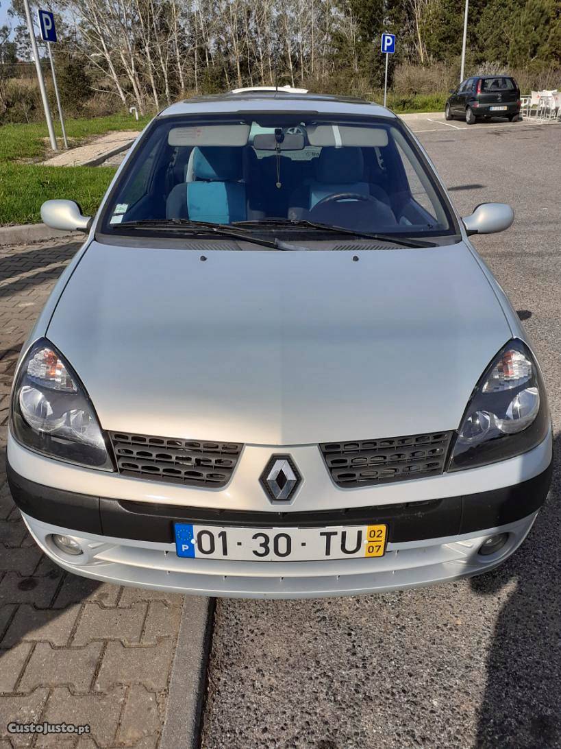 Renault Clio 1.2 extreme Julho/02 - à venda - Ligeiros