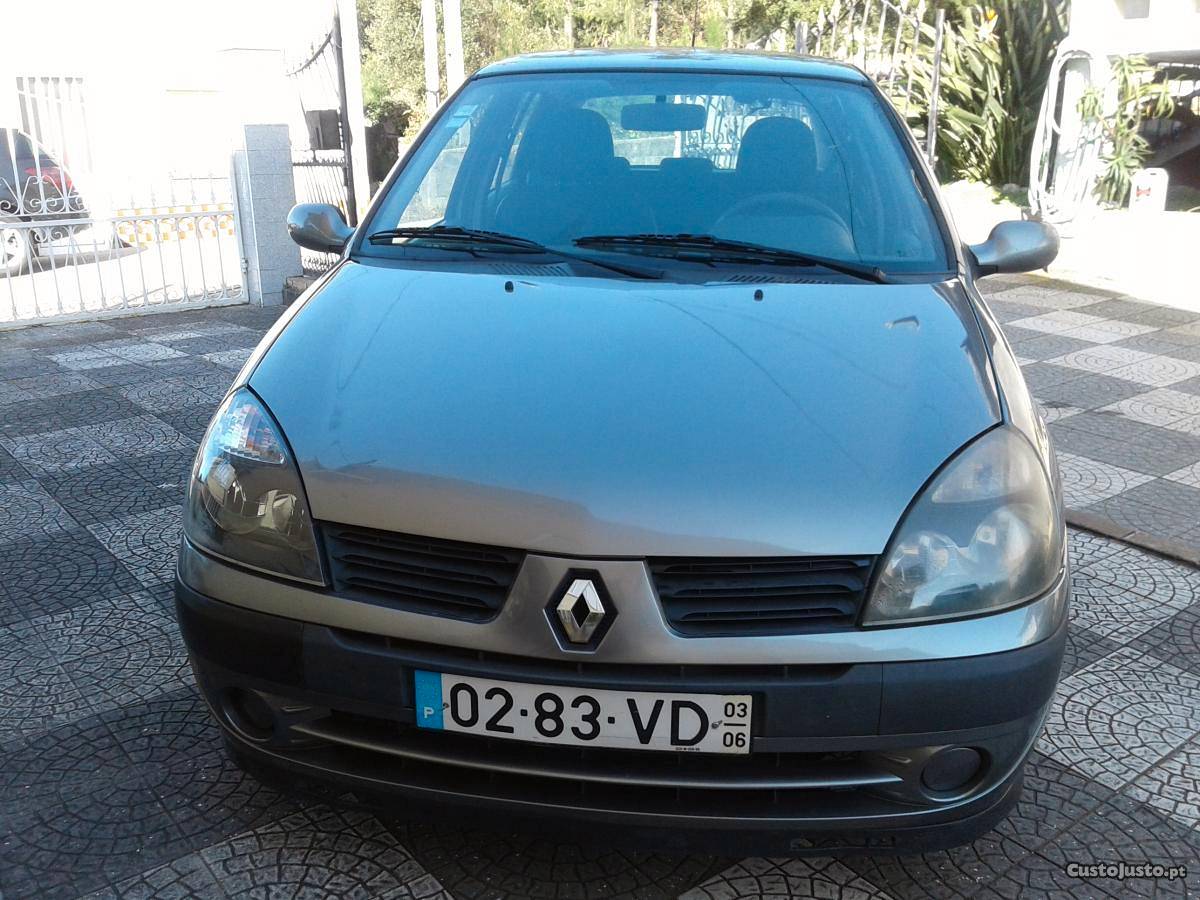 Renault Clio v Junho/03 - à venda - Ligeiros