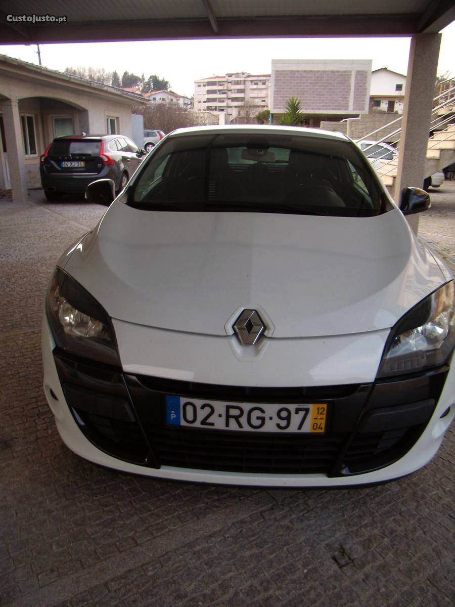 Renault Mégane 1.5 dci Dynamic Abril/12 - à venda -