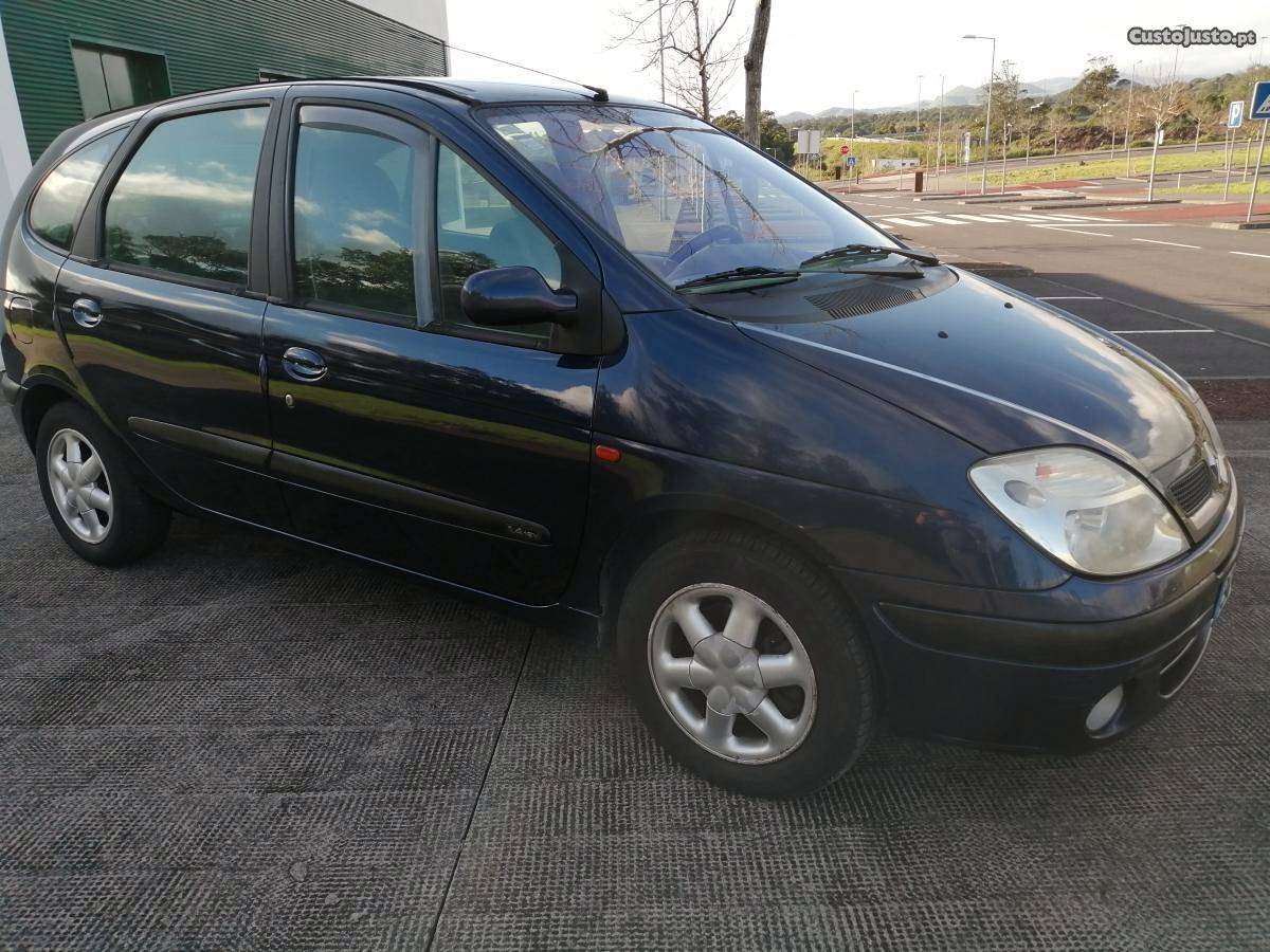 Renault Mégane Scenic Novembro/99 - à venda - Ligeiros